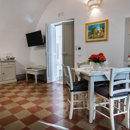 Le Finestre Su Porta Carrese - Luxury Rooms&Suites Matino Extérieur photo